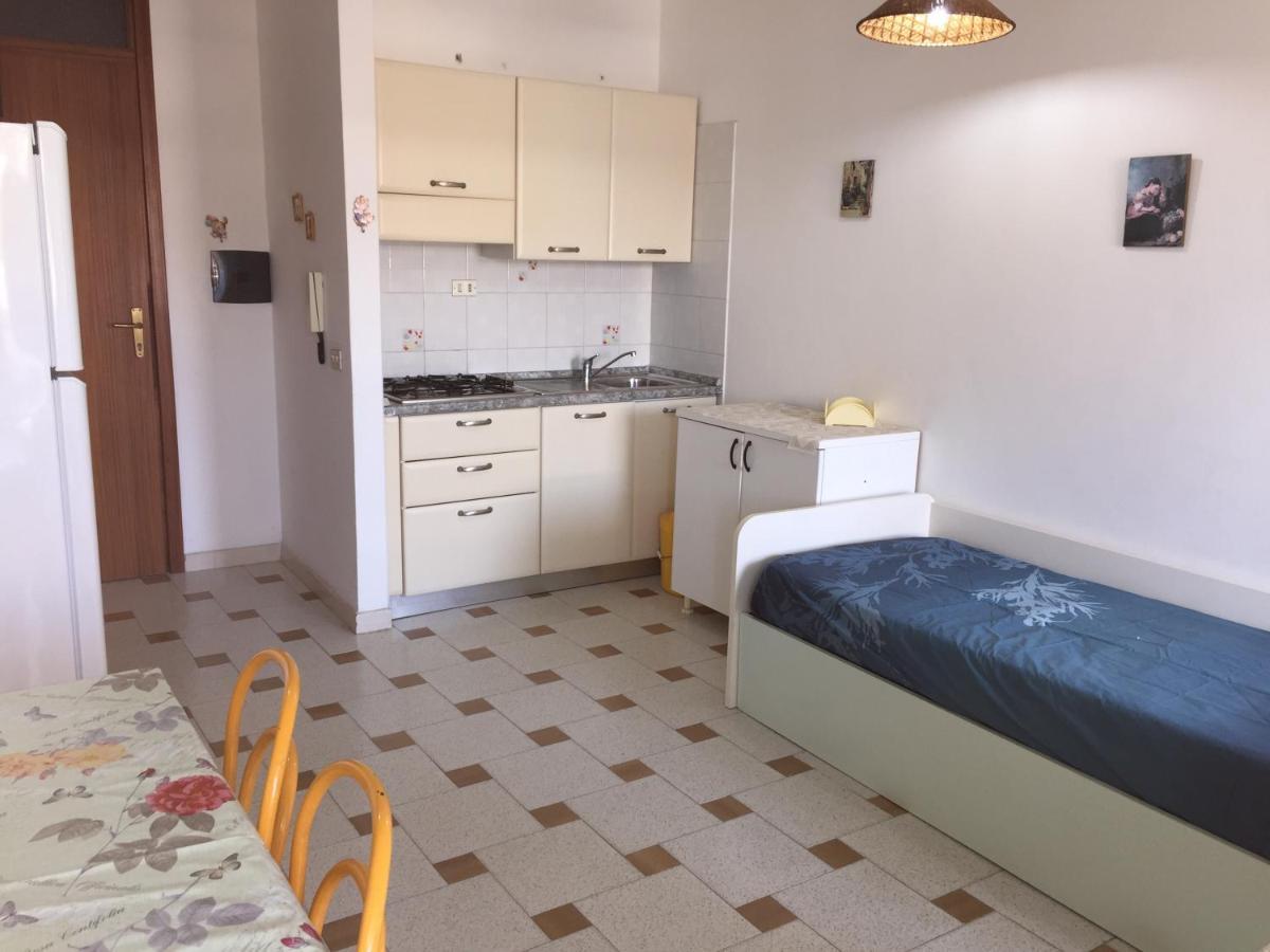 Le Zagare Apartments Sant'Alessio Siculo Exterior photo