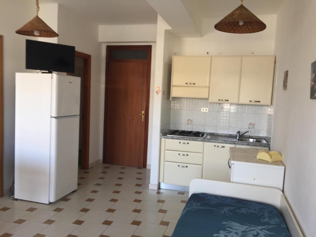 Le Zagare Apartments Sant'Alessio Siculo Exterior photo